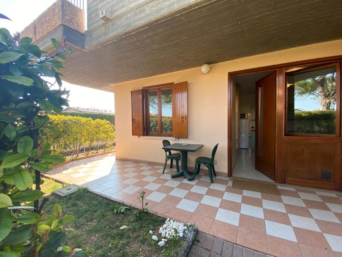 Apartment With Garden And Grill - Green Residence Sirmione Desenzano del Garda Exterior foto