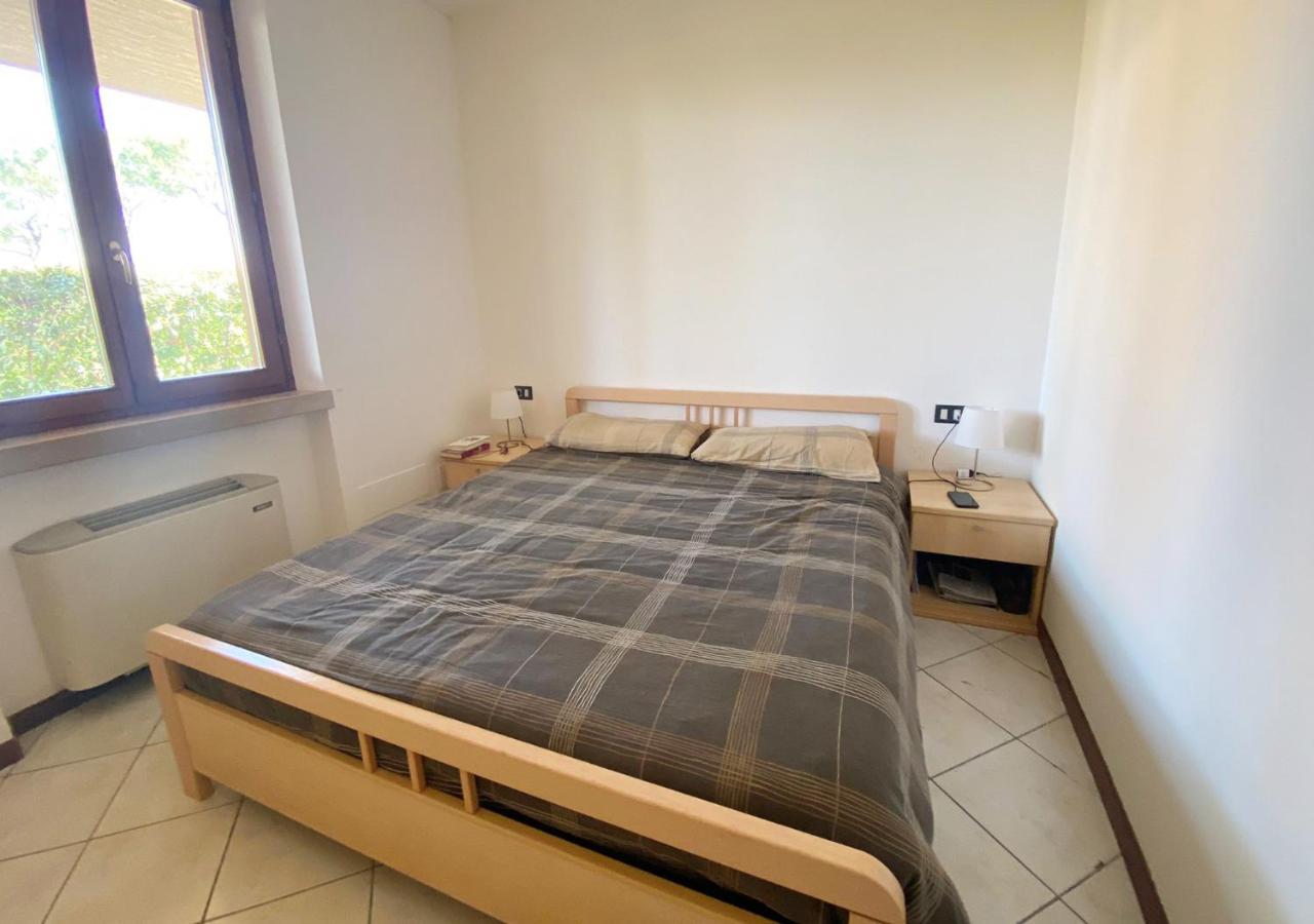 Apartment With Garden And Grill - Green Residence Sirmione Desenzano del Garda Exterior foto