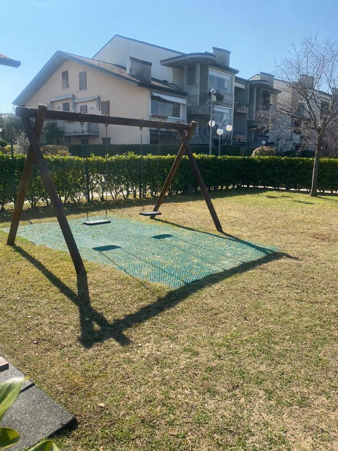 Apartment With Garden And Grill - Green Residence Sirmione Desenzano del Garda Exterior foto