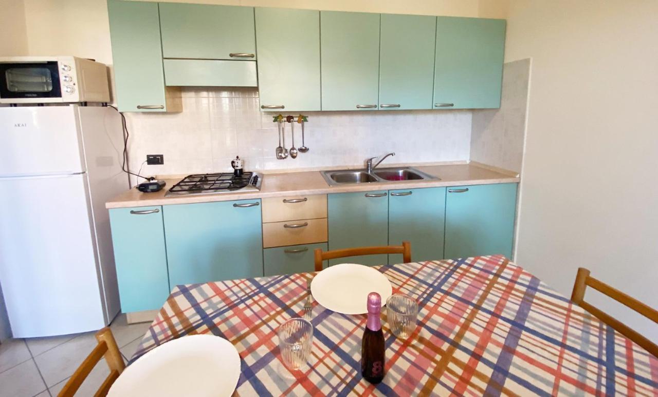 Apartment With Garden And Grill - Green Residence Sirmione Desenzano del Garda Exterior foto